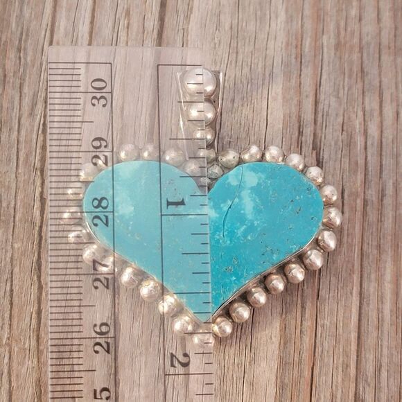 Choctaw Gale Self Beaded Wide Heart Turquoise Pendant - Picture 7 of 8